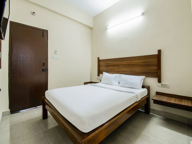 Hotel Spot On 15830 Ssg Residency