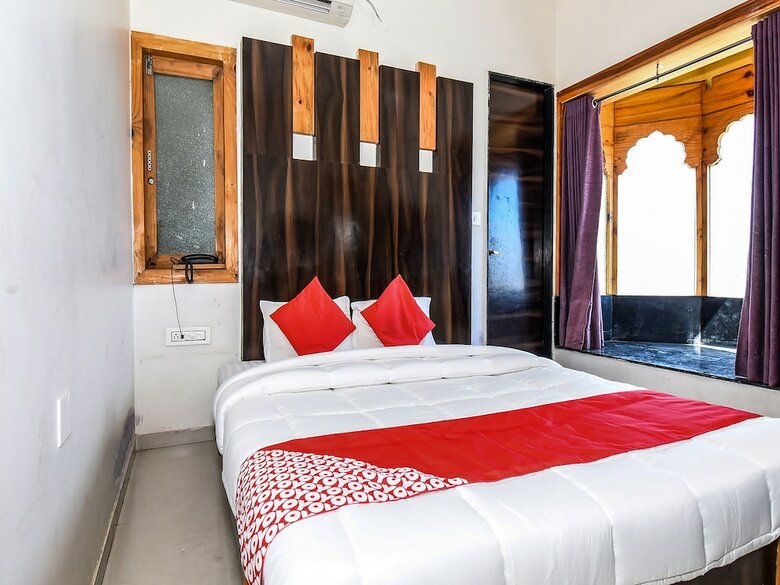 Hotel Oyo 29348 Marwar Heritage