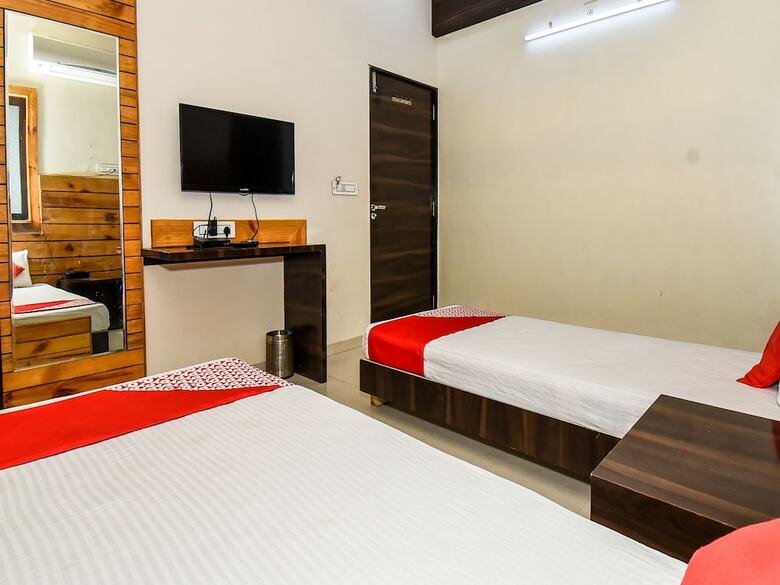 Hotel Oyo 29348 Marwar Heritage