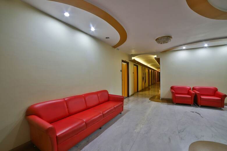 Oyo 29657 Hotel The Emerald