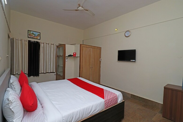 Hotel Oyo 29205 Bhubaneswar Pride