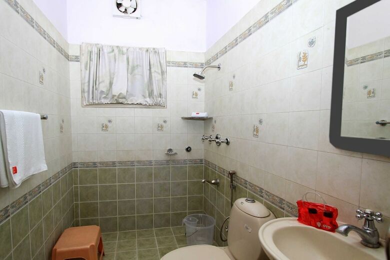 Hotel Oyo 24118 Slv Enterprises