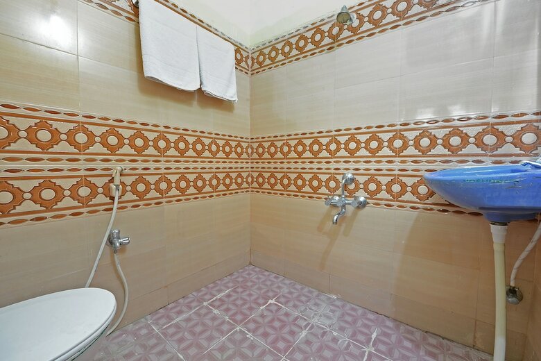 Hotel Oyo 29663 Sp Highway Inn