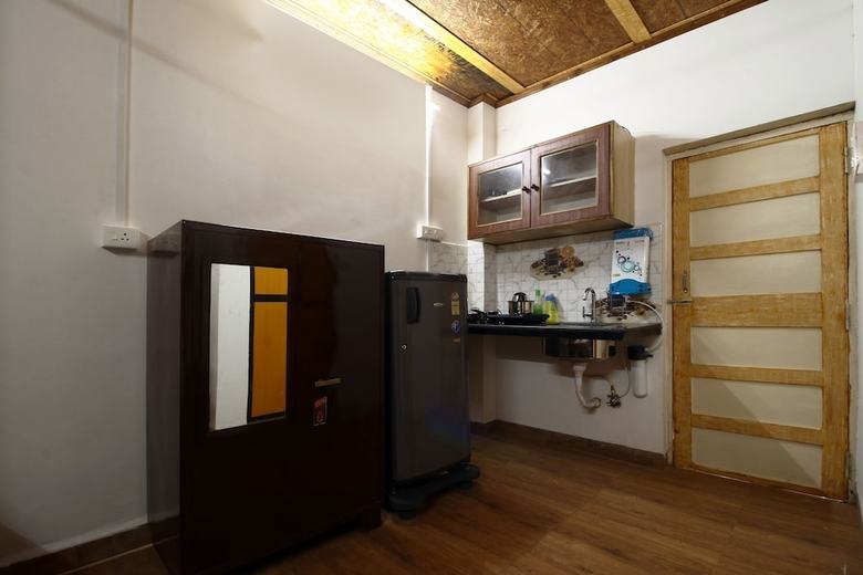 Hotel Oyo Home 23417 Elegant Studio