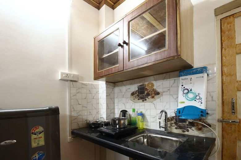 Hotel Oyo Home 23417 Elegant Studio