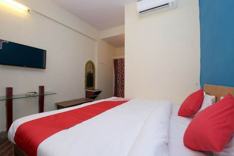 Oyo 30600 Hotel Sagar