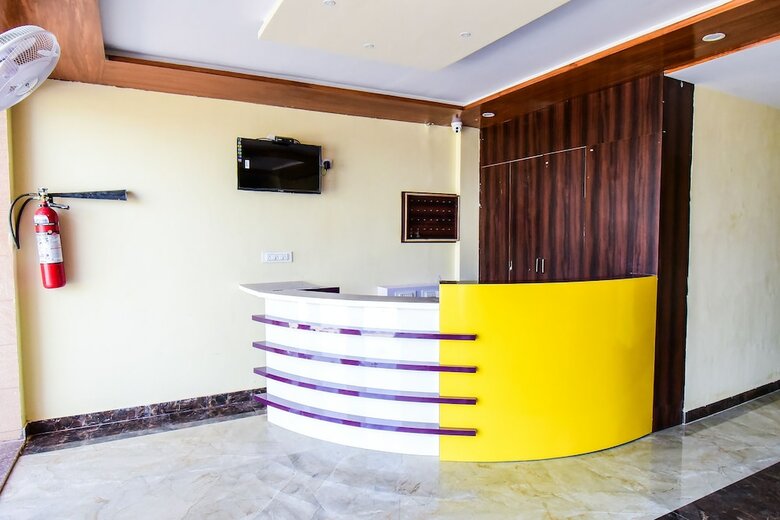 Hotel Capital O 38804 Eight Steps Resort