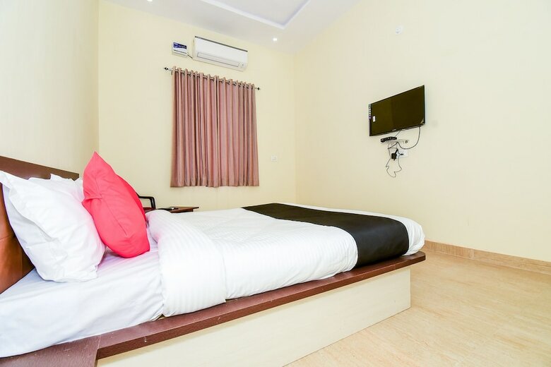 Hotel Capital O 38804 Eight Steps Resort