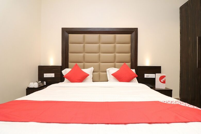 Hotel Oyo 24608 Sanjay Galaxy Premium