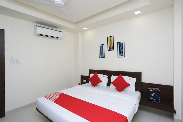 Hotel Oyo 24707 Comfort Inn