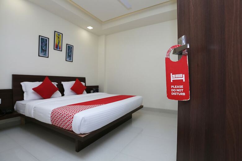 Hotel Oyo 24707 Comfort Inn