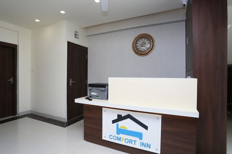 Hotel Oyo 24707 Comfort Inn