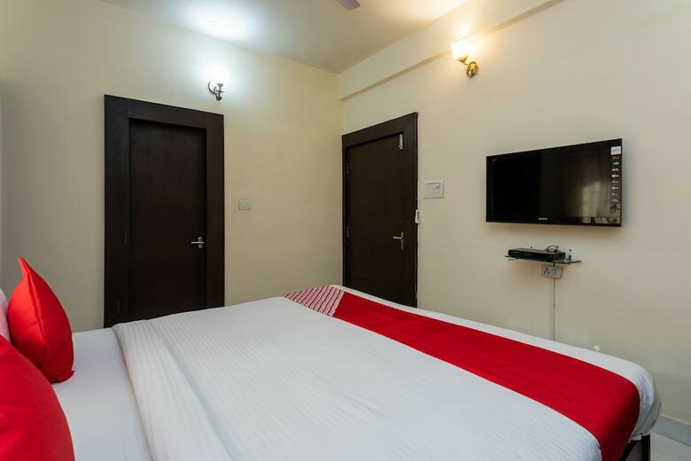 Hotel Oyo 30094 Swistar Guest House