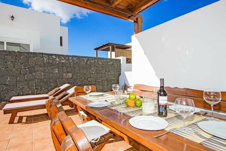 Villa Tanibo