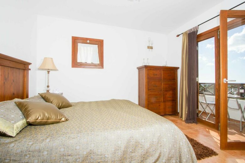 Villa Tanibo