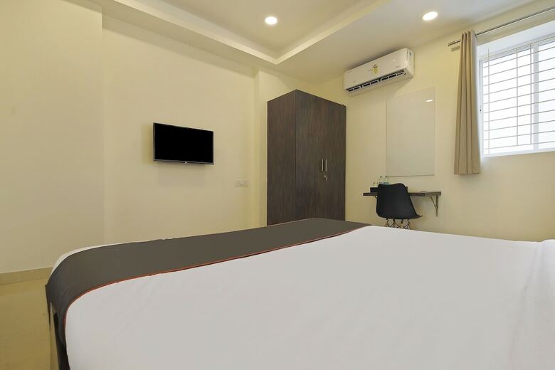 Hotel Collection O 30119 Regalia