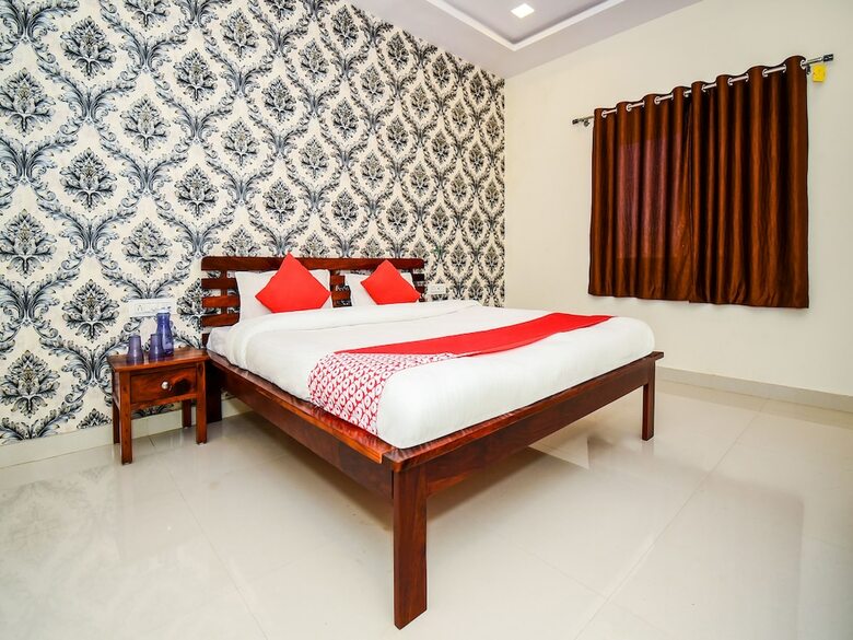 Hotel Oyo 28740 Empire Greens