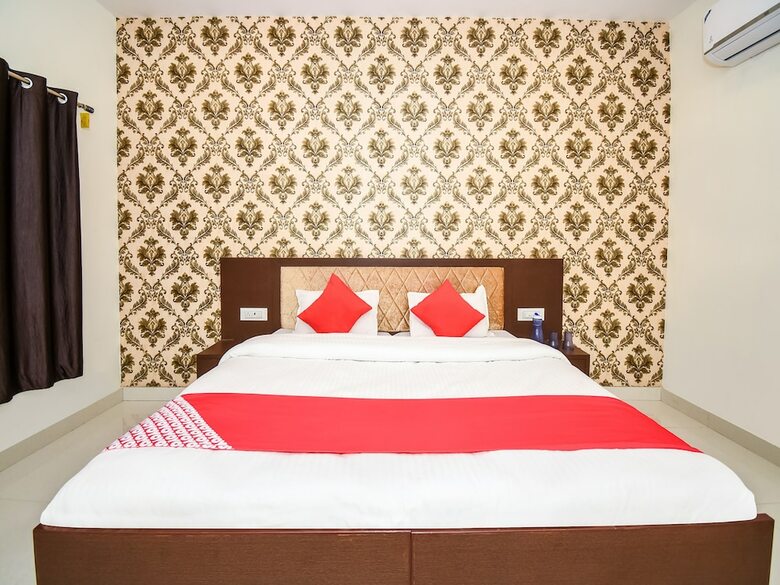Hotel Oyo 28740 Empire Greens