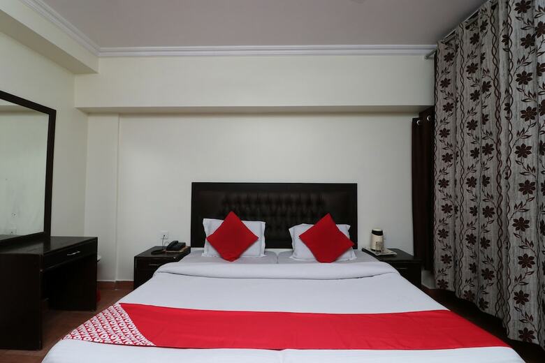 Oyo 29660 Hotel Vardhman Classic