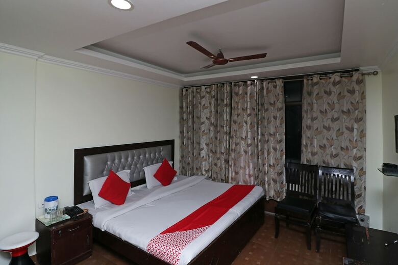 Oyo 29660 Hotel Vardhman Classic