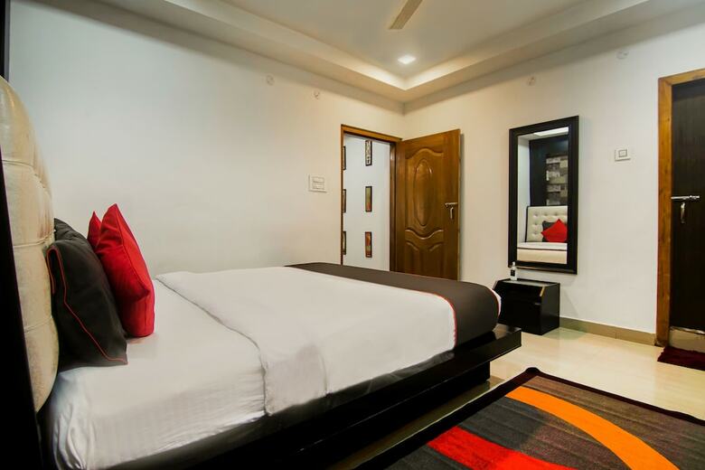 Hotel Collection O 30276 Nizarapar Path