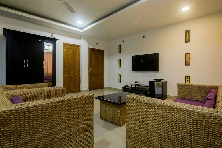 Hotel Collection O 30276 Nizarapar Path