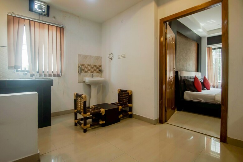 Hotel Collection O 30276 Nizarapar Path