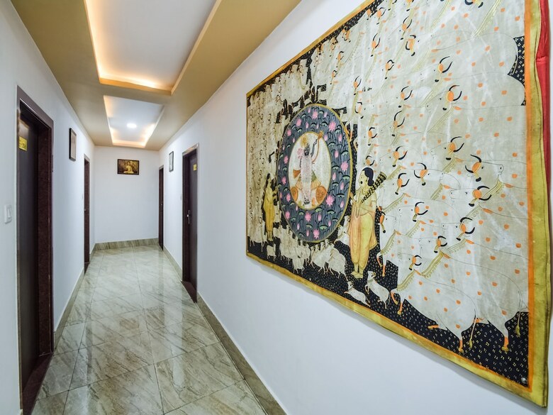 Hotel Oyo 29111 Tak International