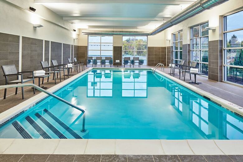 Hotel Courtyard By Marriott Albany Airport