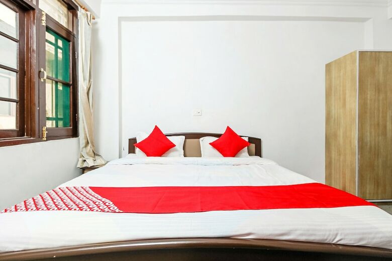 Oyo 26454 City Star Hotel & Restaurant