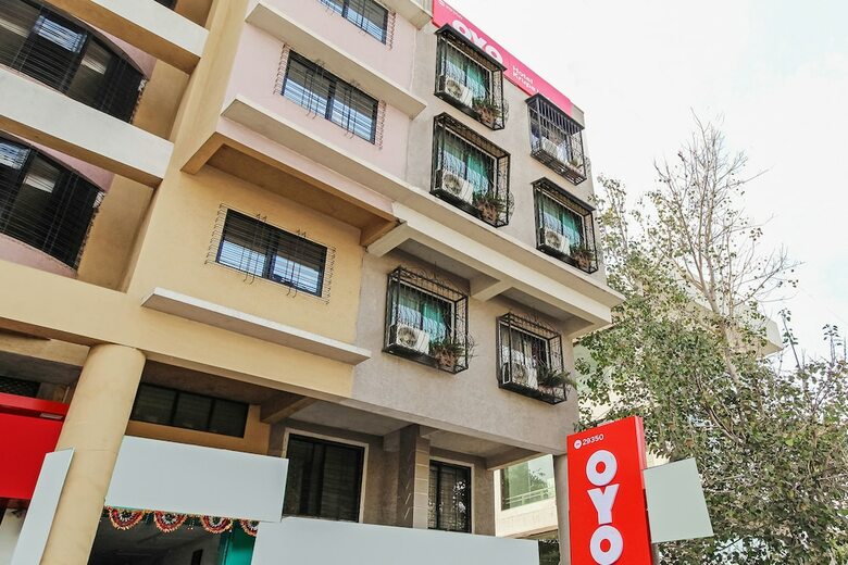 Hotel Oyo 29350 Krupa Lodging