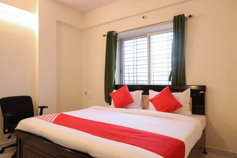 Hotel Oyo 30905 Uk Villa