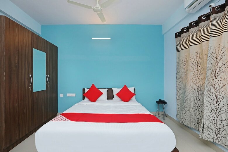 Hotel Oyo 29135 Breeze Inn