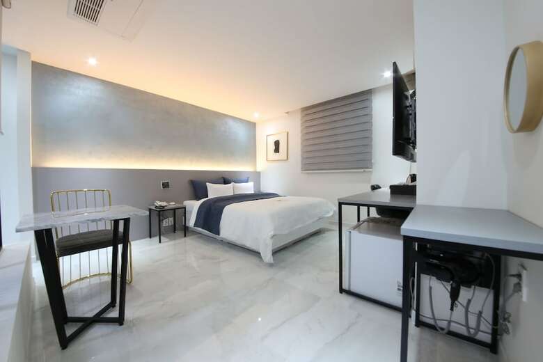 Hotel 2night