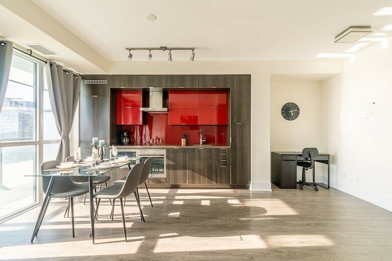 Premium Suites Apartments - Toronto