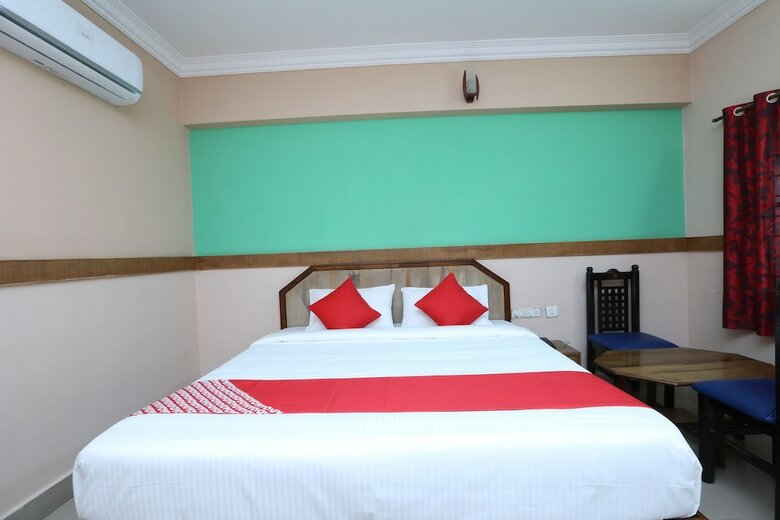 Hotel Oyo 29610 Sanman Regency