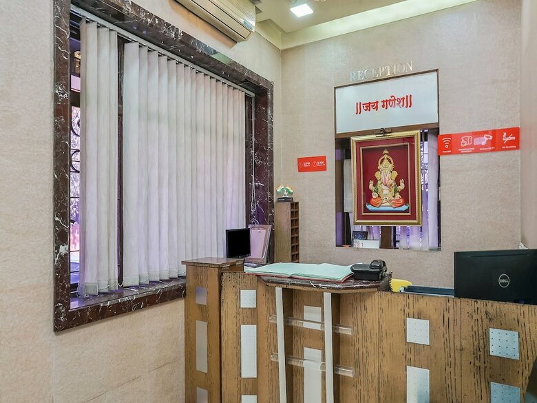 Oyo 28109 Regent Hotel