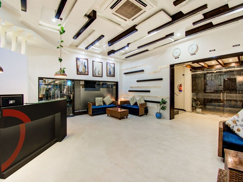 Hotel Collection O 30077 Viman Nagar