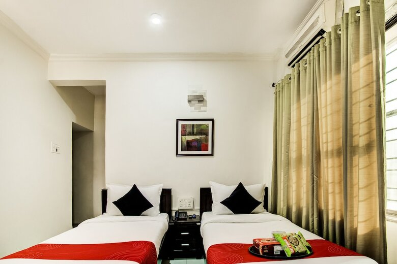 Hotel Collection O 30077 Viman Nagar