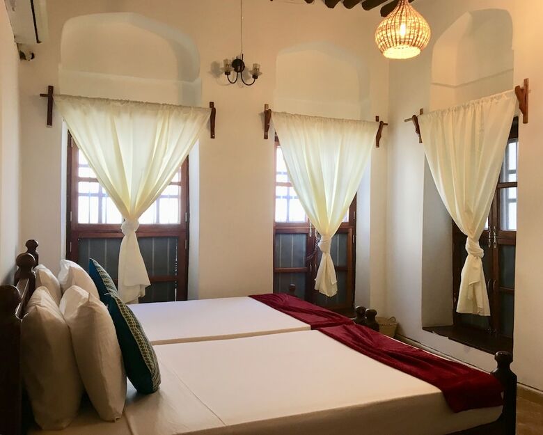 Bed & Breakfast Furaha Accommodation