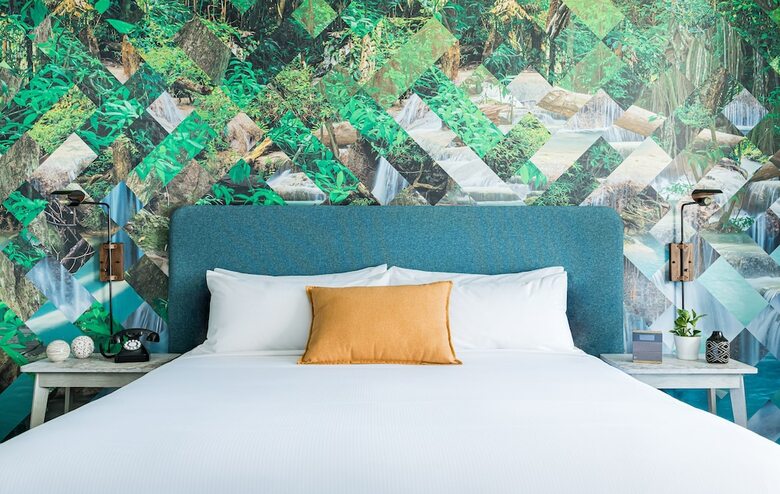 Hotel Canvas Moncton, Tapestry Collection By Hilton