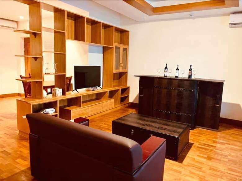 Hotel Chaung Tha Lodge