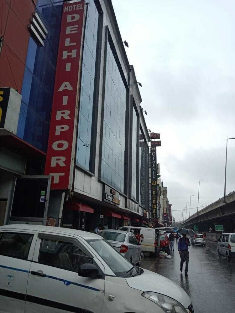 Hotel Delhi Airport