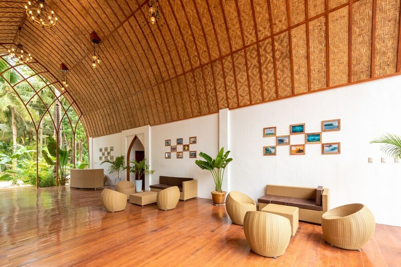 Hotel Tropical Temple Siargao