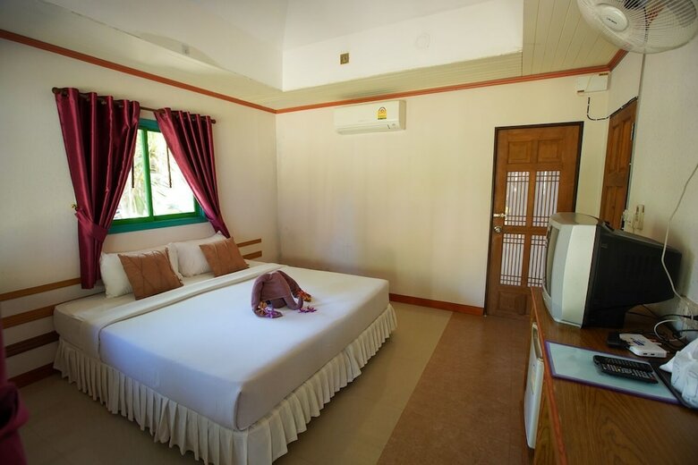 Hotel Ko Kut Ao Phrao Beach Resort