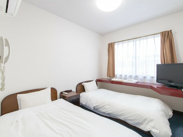 Oyo Rays Hotel Suisen Miyazaki