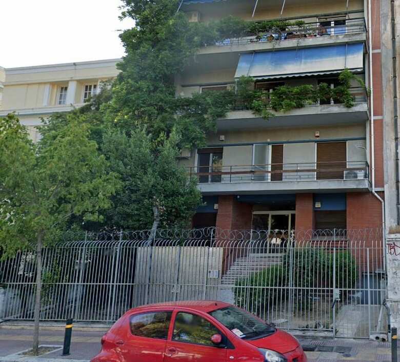 Artistic Apartment In The Middle Of Everything