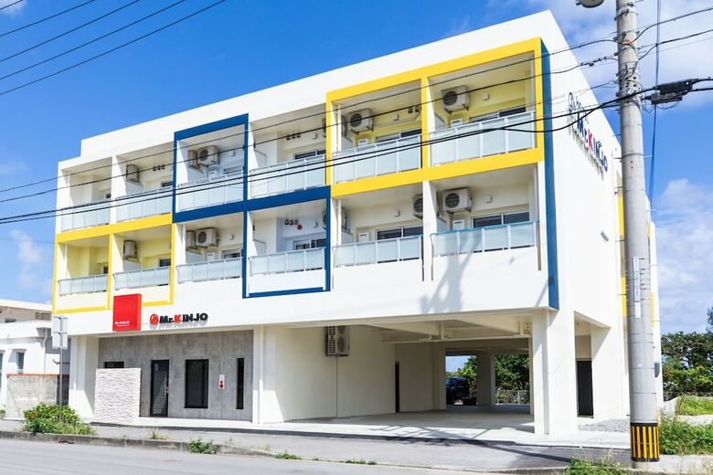Apartamentos Mr.kinjo Beach Side Kafu-shi