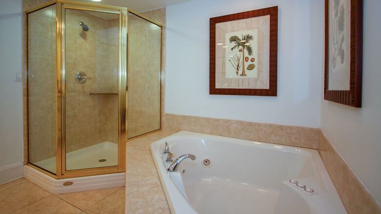 Marvelous Three Bedroom/three Bathroom - Unit Crb1114