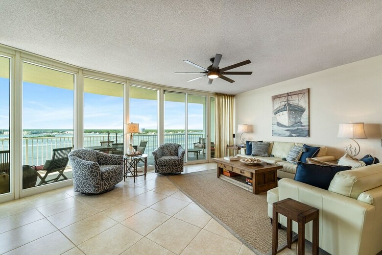 Three Bedroom With Bay Views Unit - Crb1105